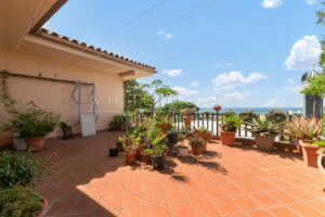 WhiteHomes_Moianés, Can Quirze-1