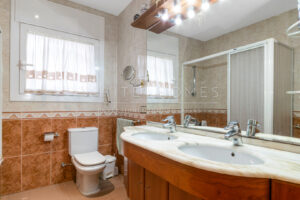 WhiteHomes_Moianés, Can Quirze-13