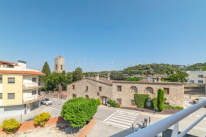 WhiteHomes_Vallromanes-12