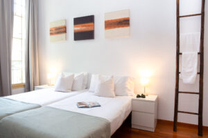 Unique Apartments_Laietana 13 4-2_2room_lowres-14