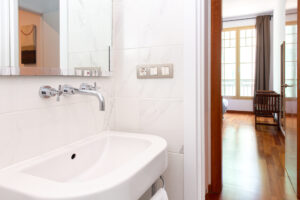 Unique Apartments_Laietana 13 4-2_2room_lowres-19