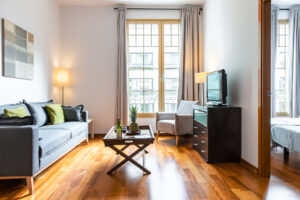 Unique Apartments_Laietana 13 4-2_2room_lowres-3