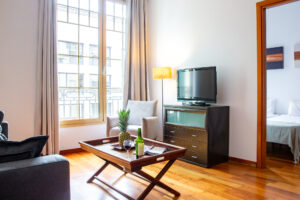 Unique Apartments_Laietana 13 4-2_2room_lowres-5