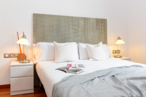 Unique Apartments_Laietana 13 4-2_2room_lowres-7